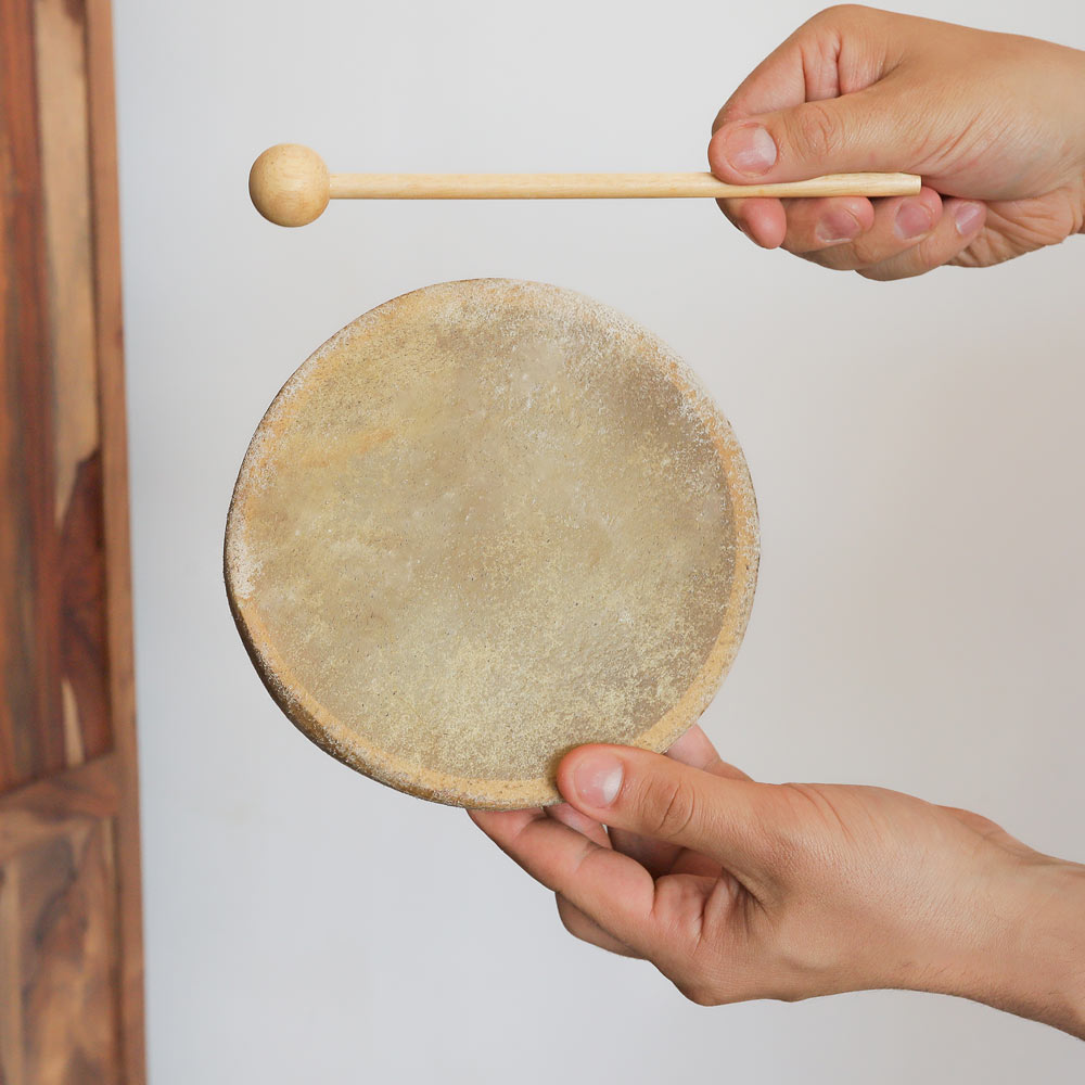 khenji drum 10cm in hand