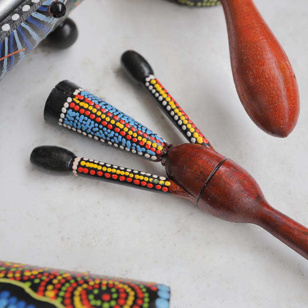 Close up of Penebel Clacker