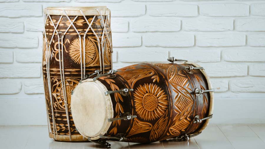 Indian Dholak Drum (The Complete Guide)