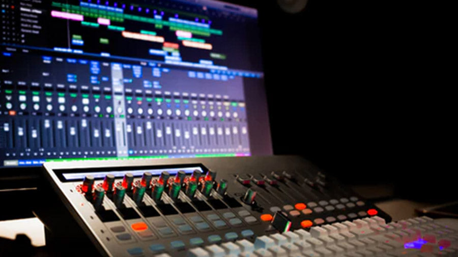 Audio Workstation Logic Pro X for Music Producers