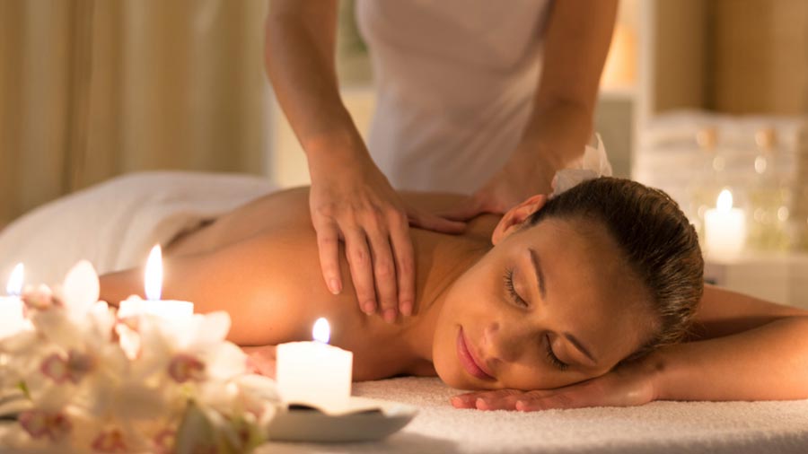 Aromatherapy vs Swedish Massage