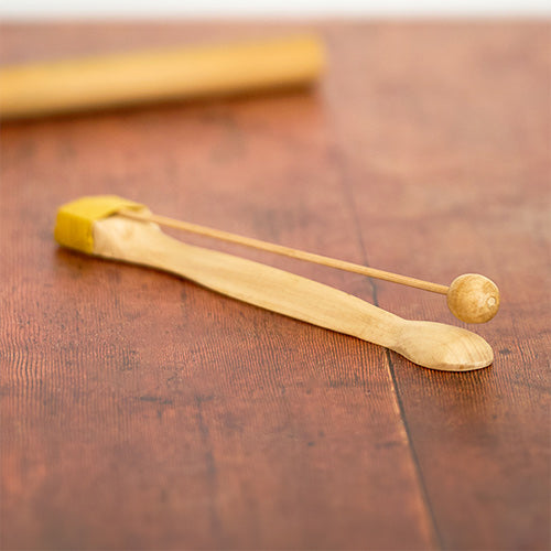Solid wood thia spoon clapper percussion instrument