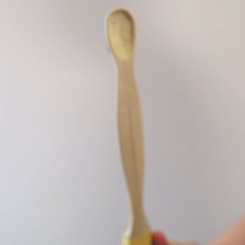 Wooden spoon clapper instrument sound demonstration video