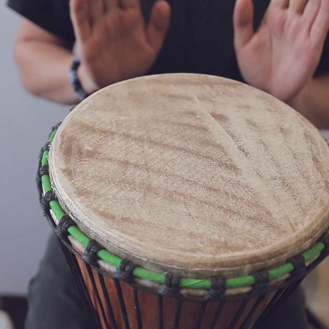 Ghanaian djembe drum sound demonstration 