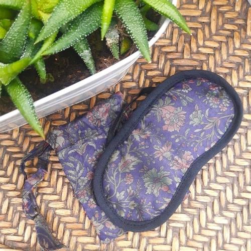 Sari eye mask